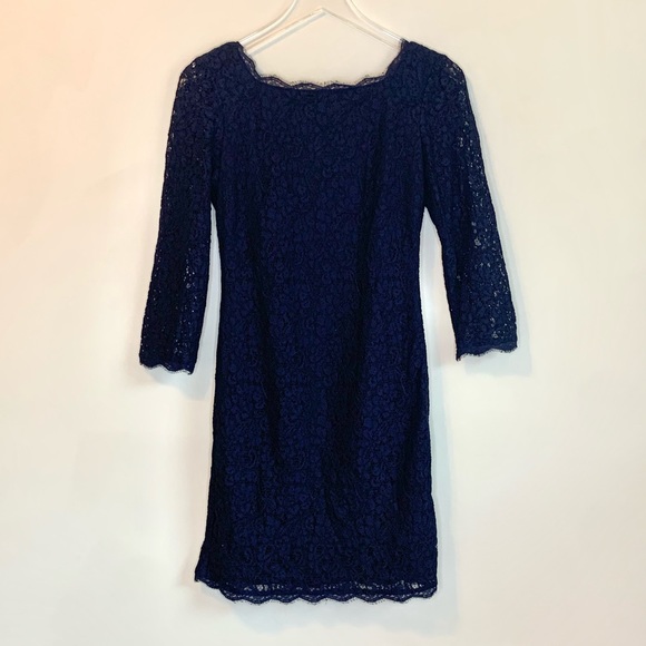 Adrianna Papell Dresses & Skirts - Adrianna Papell Navy Lace Sheath Dress size 6